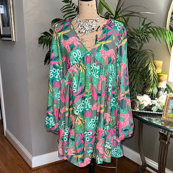 Peach Love California Dresses & Skirts - Peach Love California Green and Pink leopard print Midi Dress size large 💚🩷